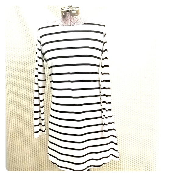 Yelete Dresses & Skirts - Yelete Cream with Black Stripes Dress